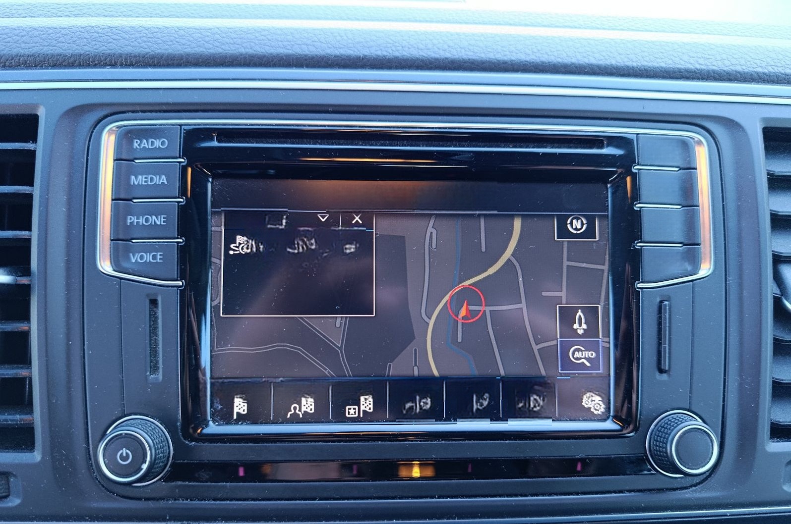 Volkswagen T6 Multivan Comfortline Alcantara Navi AHK PDC foto 20