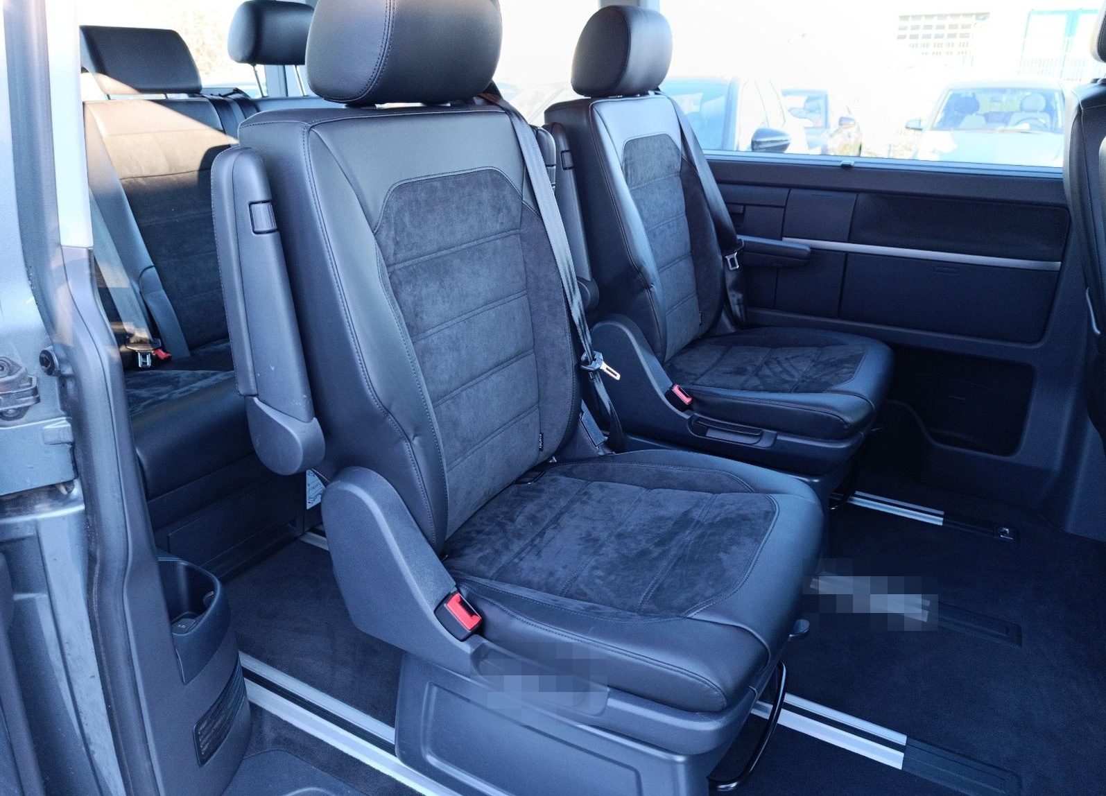 Volkswagen T6 Multivan Comfortline Alcantara Navi AHK PDC foto 23