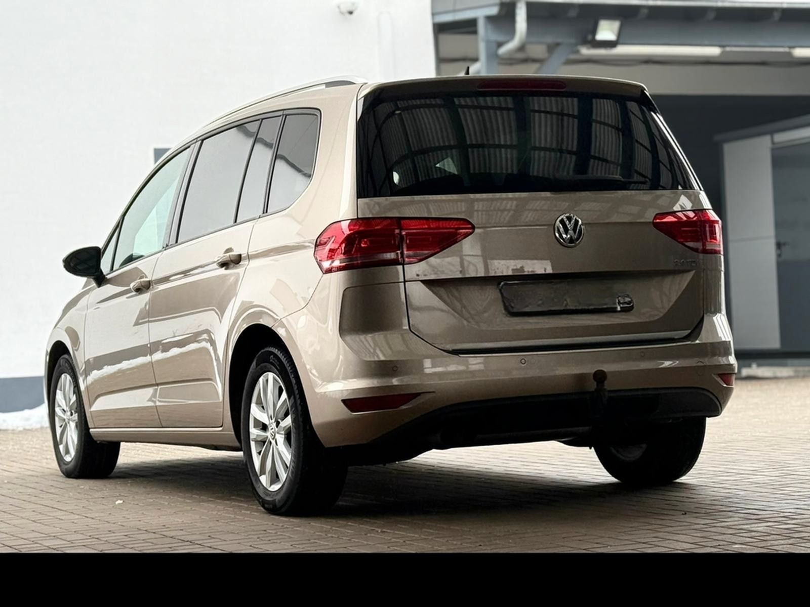 Volkswagen Touran Comfortline DSG 2.0 TDI, 7-Sitzer, ACC foto 4