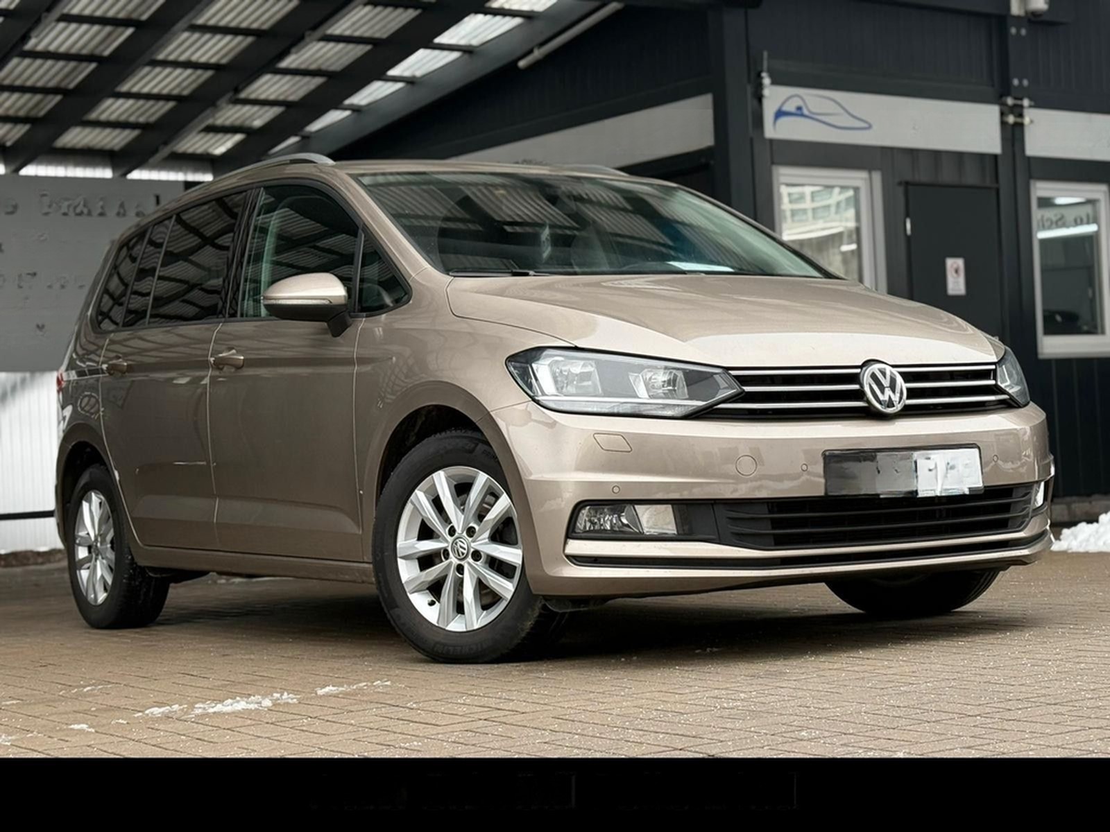 Volkswagen Touran Comfortline DSG 2.0 TDI, 7-Sitzer, ACC foto 6