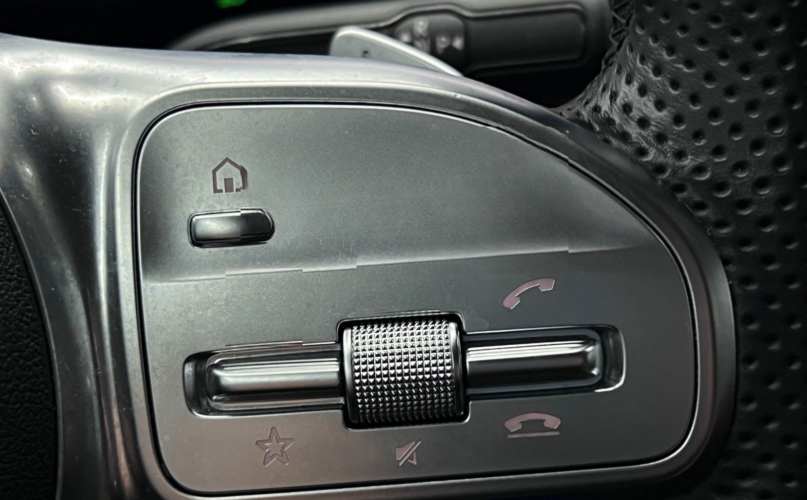 Mercedes-Benz GLA 250e 8G AMG-LINE LED DIST+HUD AUGR+KAM LEDER foto 23