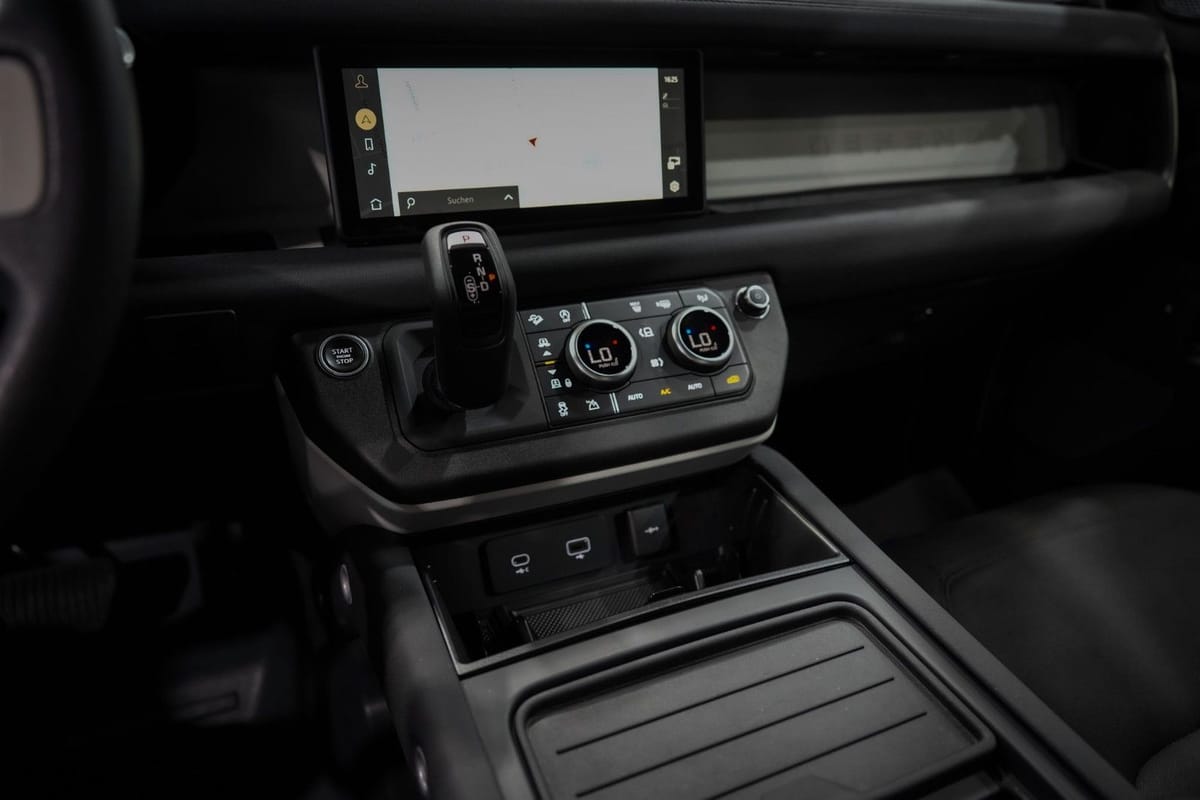 Land Rover Defender P400 110 S*LUFTFEDERUNG*360°KAMERA*LED* foto 24