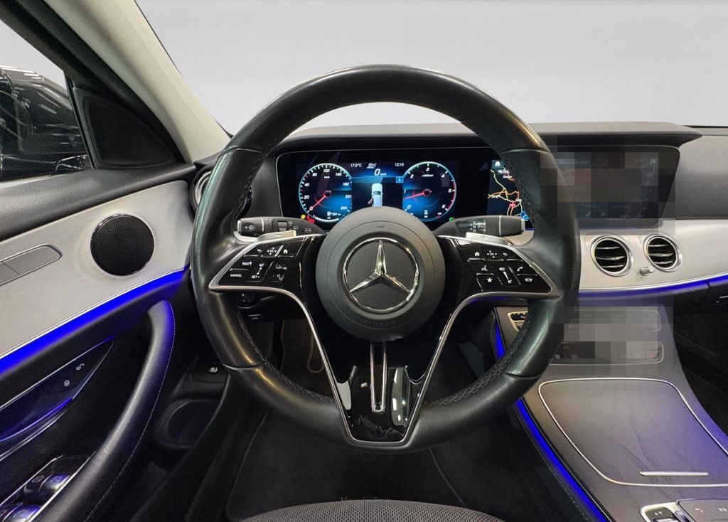 Mercedes-Benz E 400 Td 4M AVANTGARDE|DISTR|LED|360°|HUD|AMBI foto 13