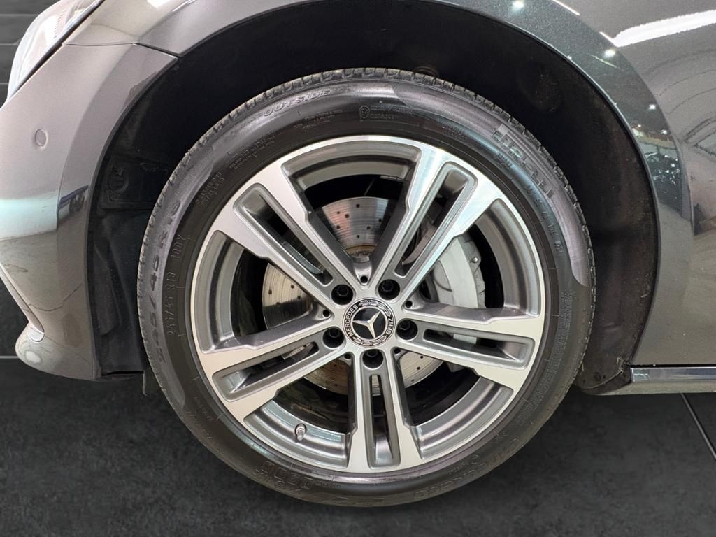 Mercedes-Benz E 400 Td 4M AVANTGARDE|DISTR|LED|360°|HUD|AMBI foto 16