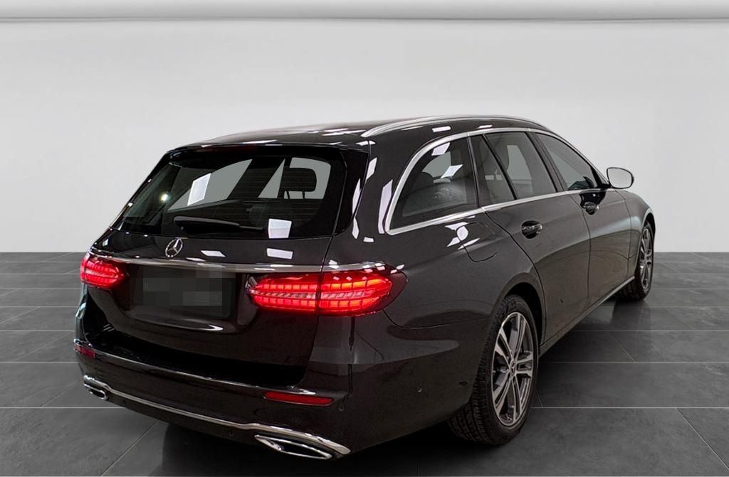 Mercedes-Benz E 400 Td 4M AVANTGARDE|DISTR|LED|360°|HUD|AMBI foto 6