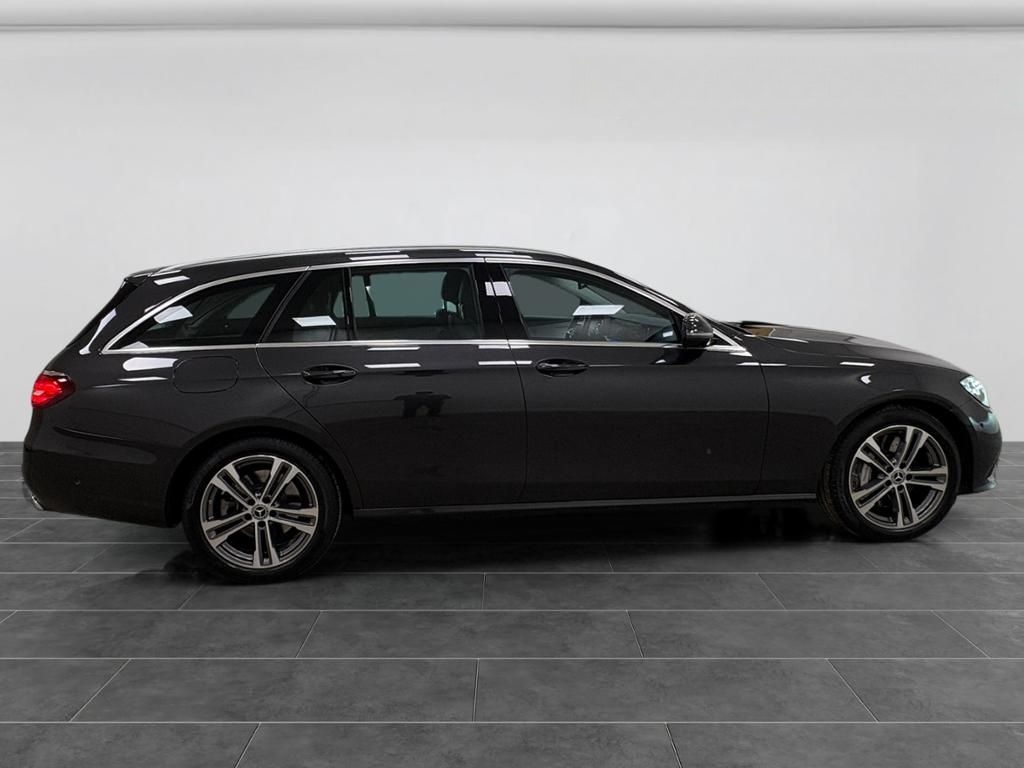 Mercedes-Benz E 400 Td 4M AVANTGARDE|DISTR|LED|360°|HUD|AMBI foto 7