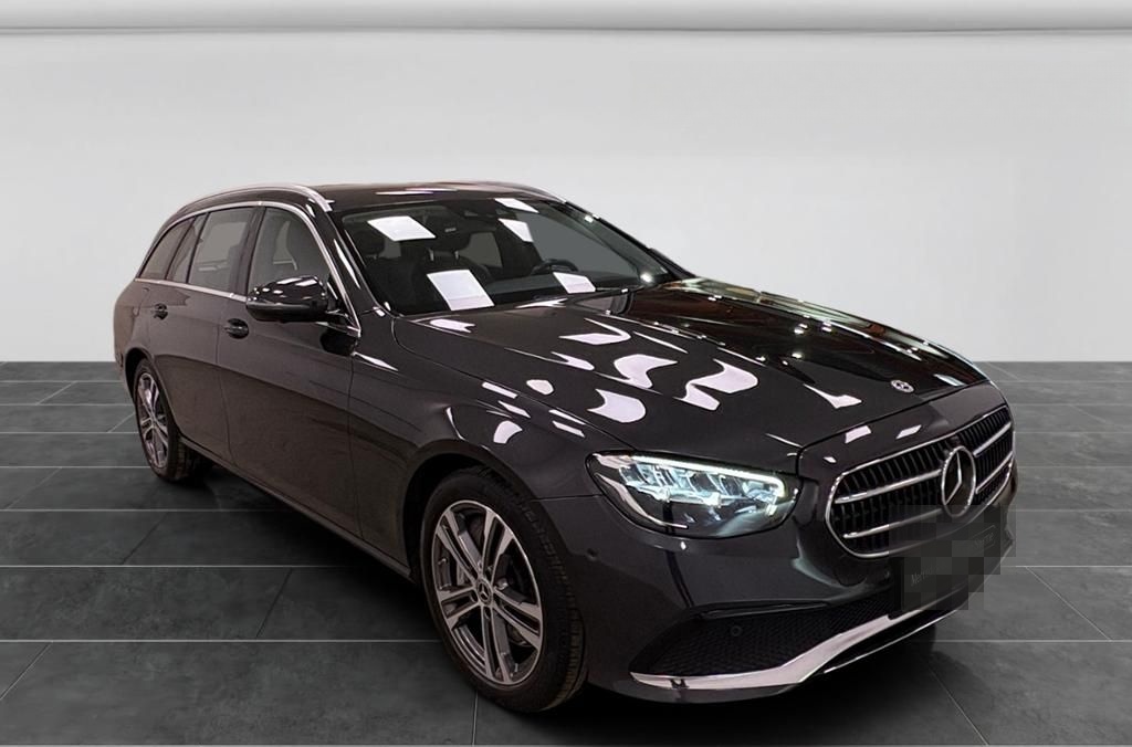 Mercedes-Benz E 400 Td 4M AVANTGARDE|DISTR|LED|360°|HUD|AMBI foto 8