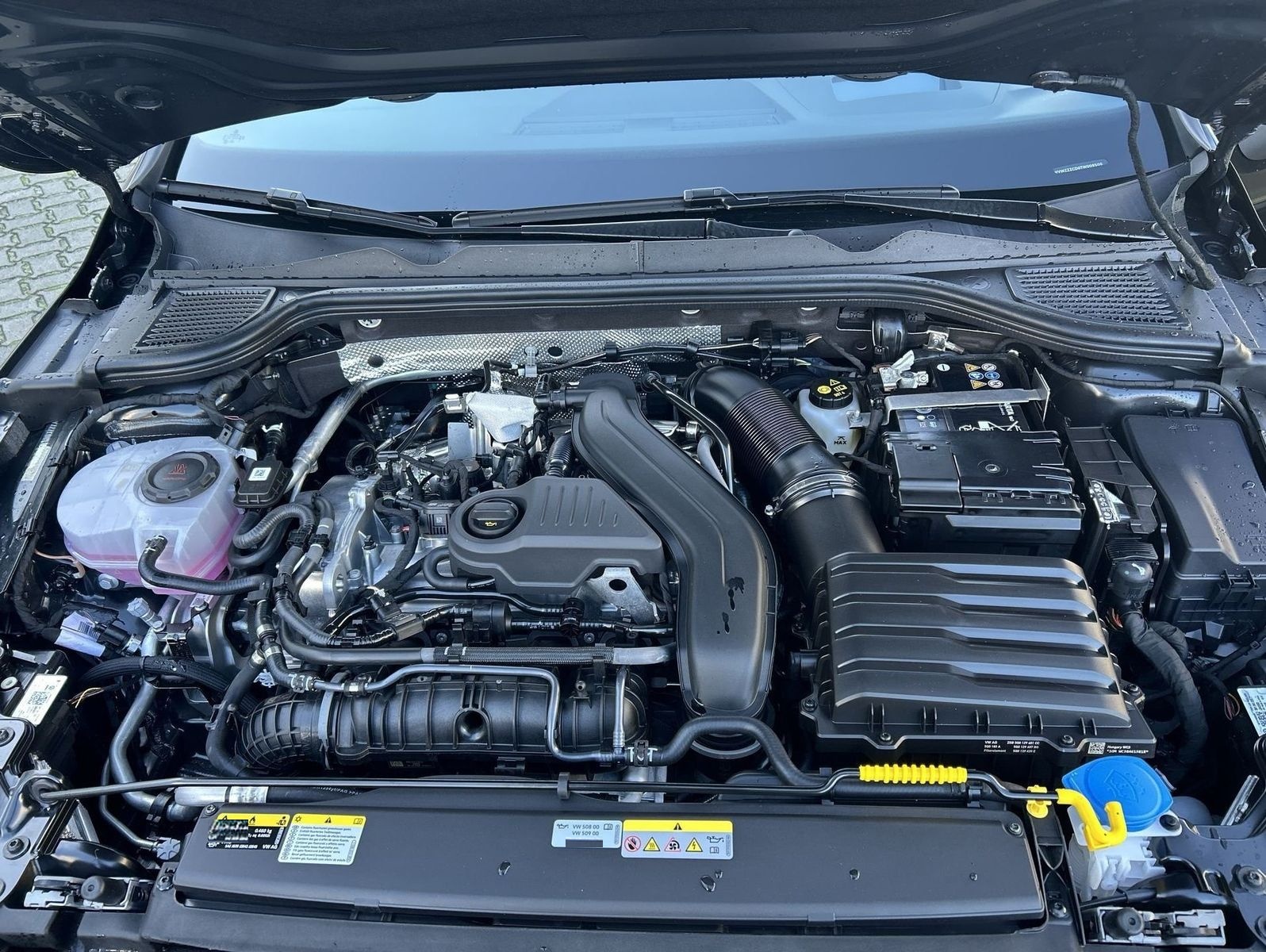 Volkswagen Golf R-Line 1.5 l DSG Black Style LED Matrix foto 11