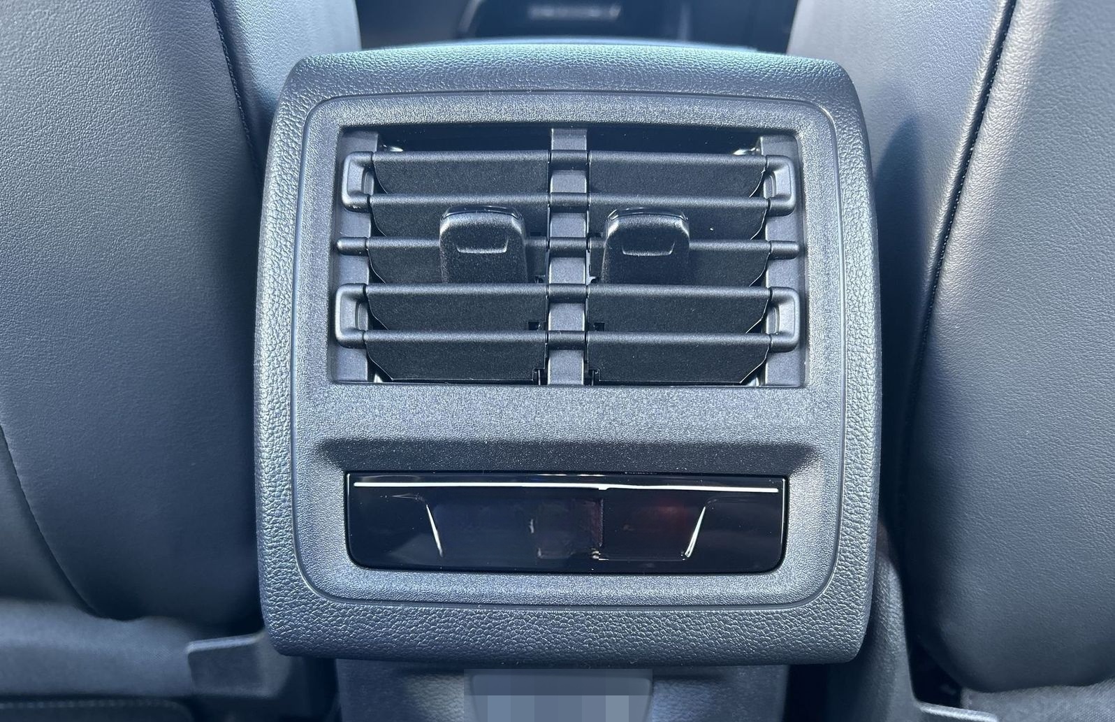 Volkswagen Golf R-Line 1.5 l DSG Black Style LED Matrix foto 19