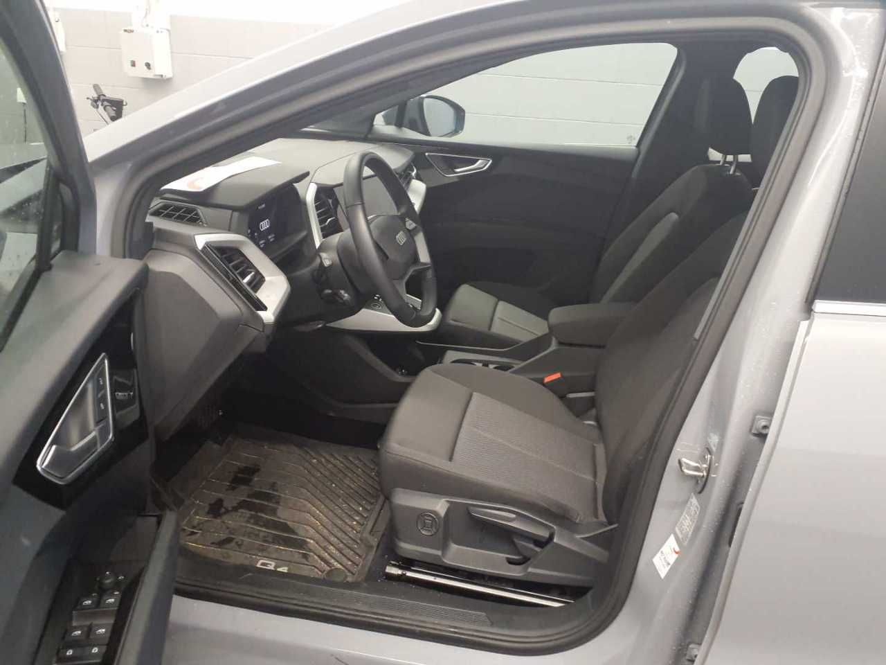 Audi Q4 e-tron 40 Navi Kamera Sitzh VC Parkassist ACC foto 6