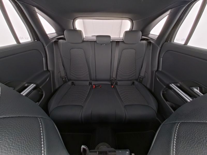 Mercedes-Benz GLA 200 Kamera/Memory / LED / el. Heckklappe foto 8