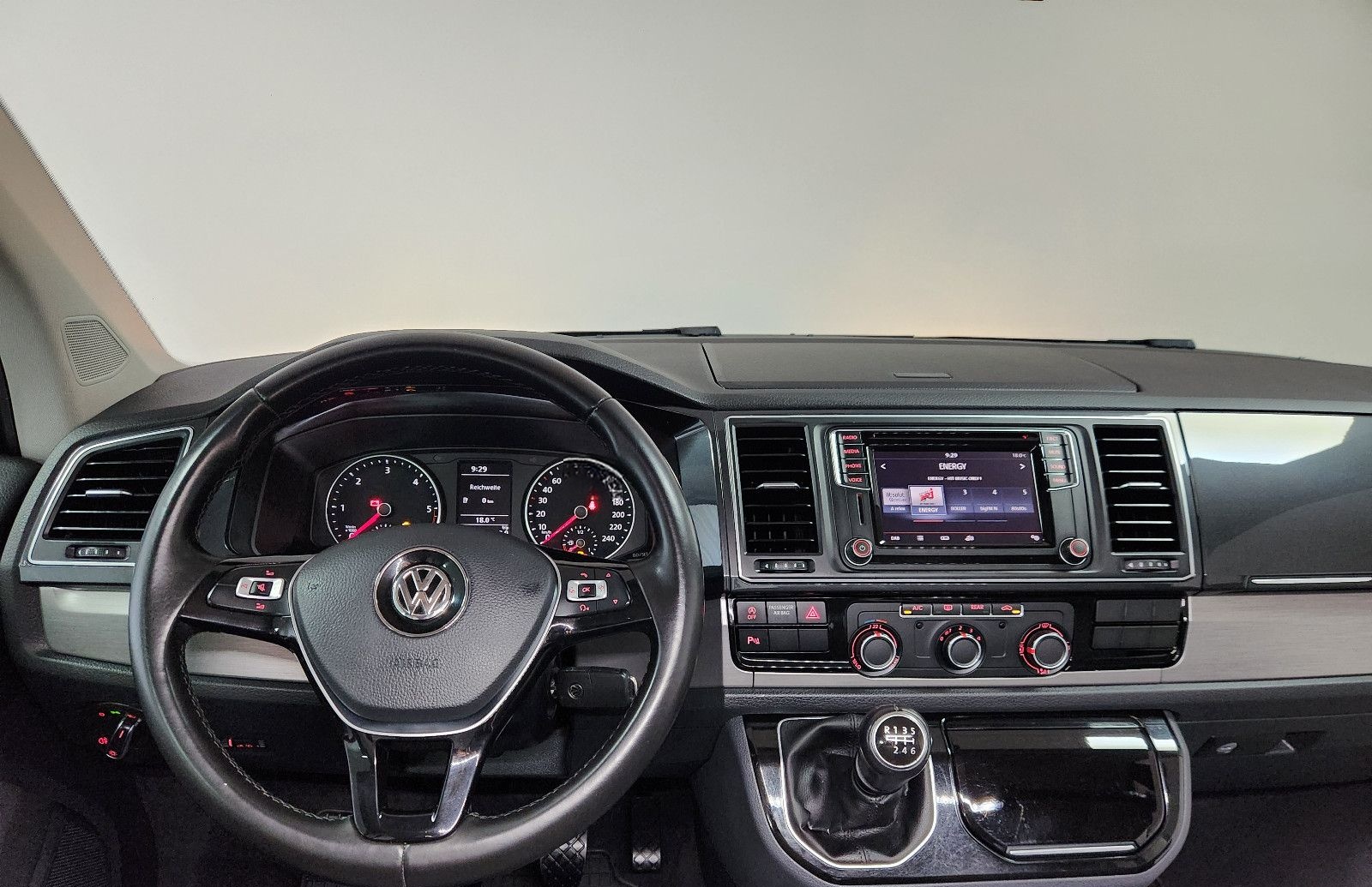 Volkswagen T6 Multivan Comfortline 2x Schiebetür Stdhzg M&S foto 12