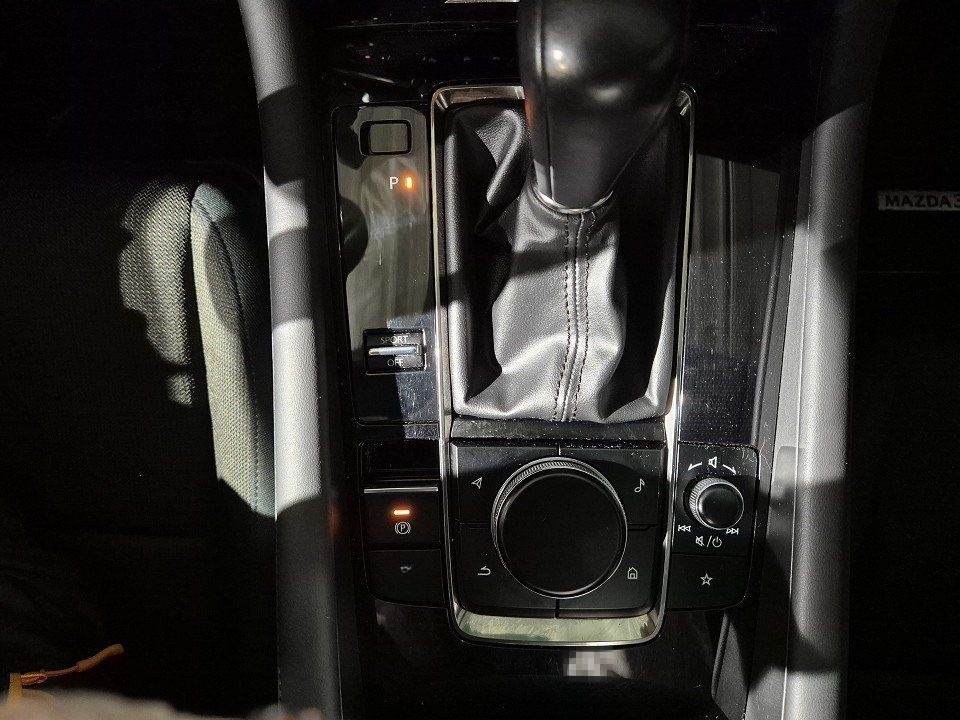 Mazda 3 Selection G-150/AT/Navi/Head-Up/Matrix-LED foto 11