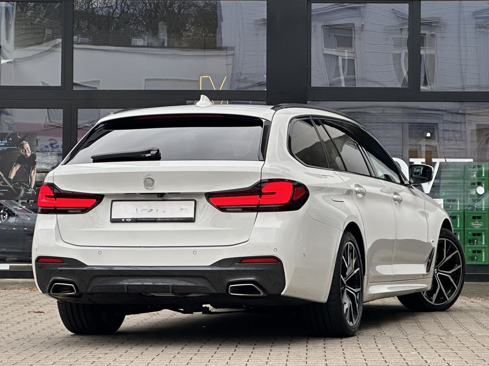 BMW 520d M Sport Laser PA+ DA Prof Pano AHK H/K foto 2