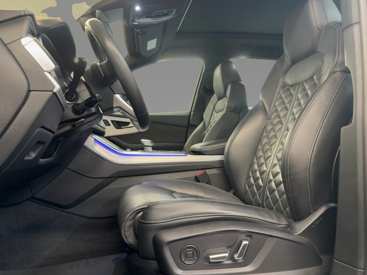 Audi SQ7 4,0 TFSI quattro tiptronic Matrix Head-Up Pa foto 8