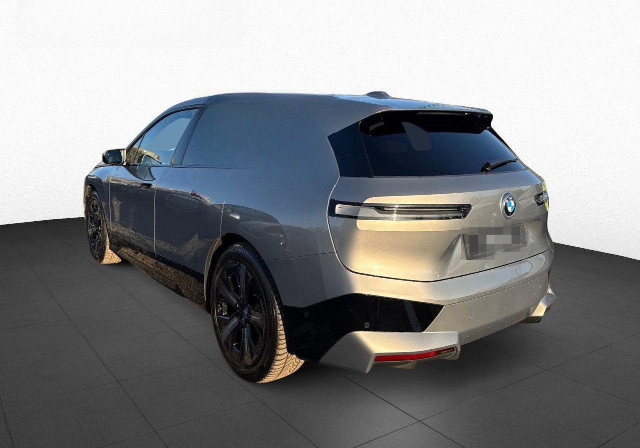 BMW iX xDr 40 Sport LivePro,360°,H/K,St+Go,HUD,21" foto 9