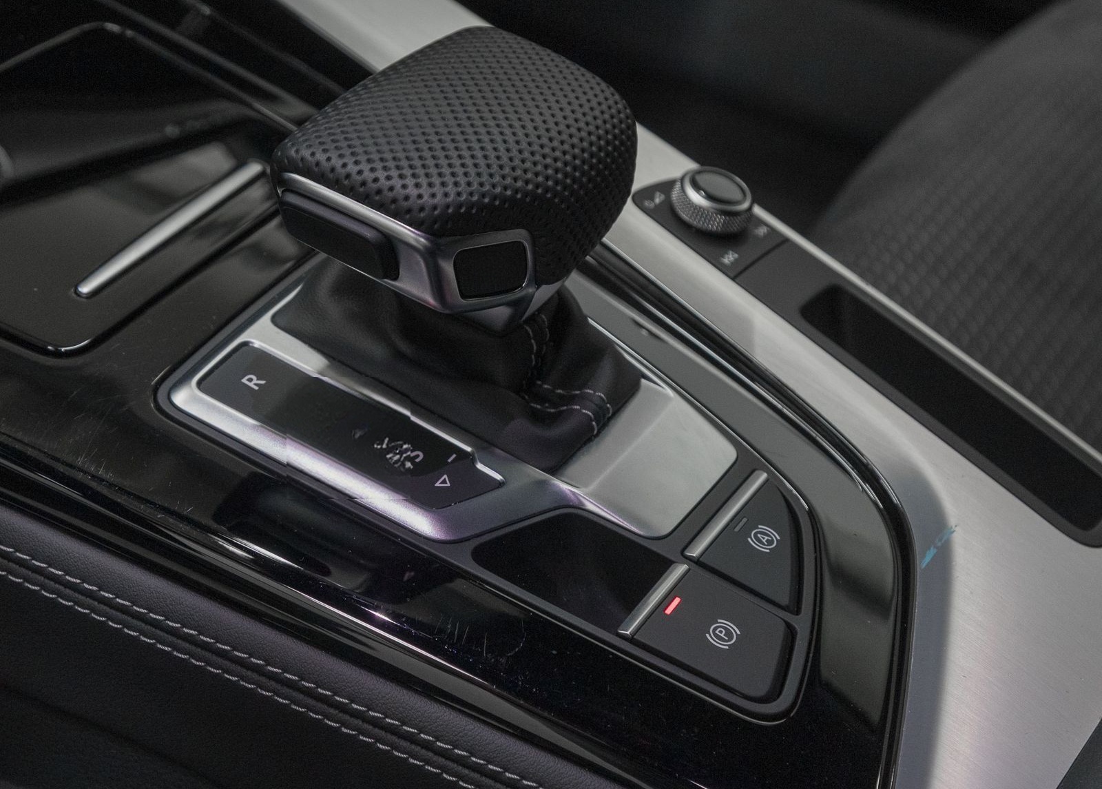 Audi A4 Avant 40 TFSI Q 2x S LINE MATRIX KAMERA AHK L foto 9