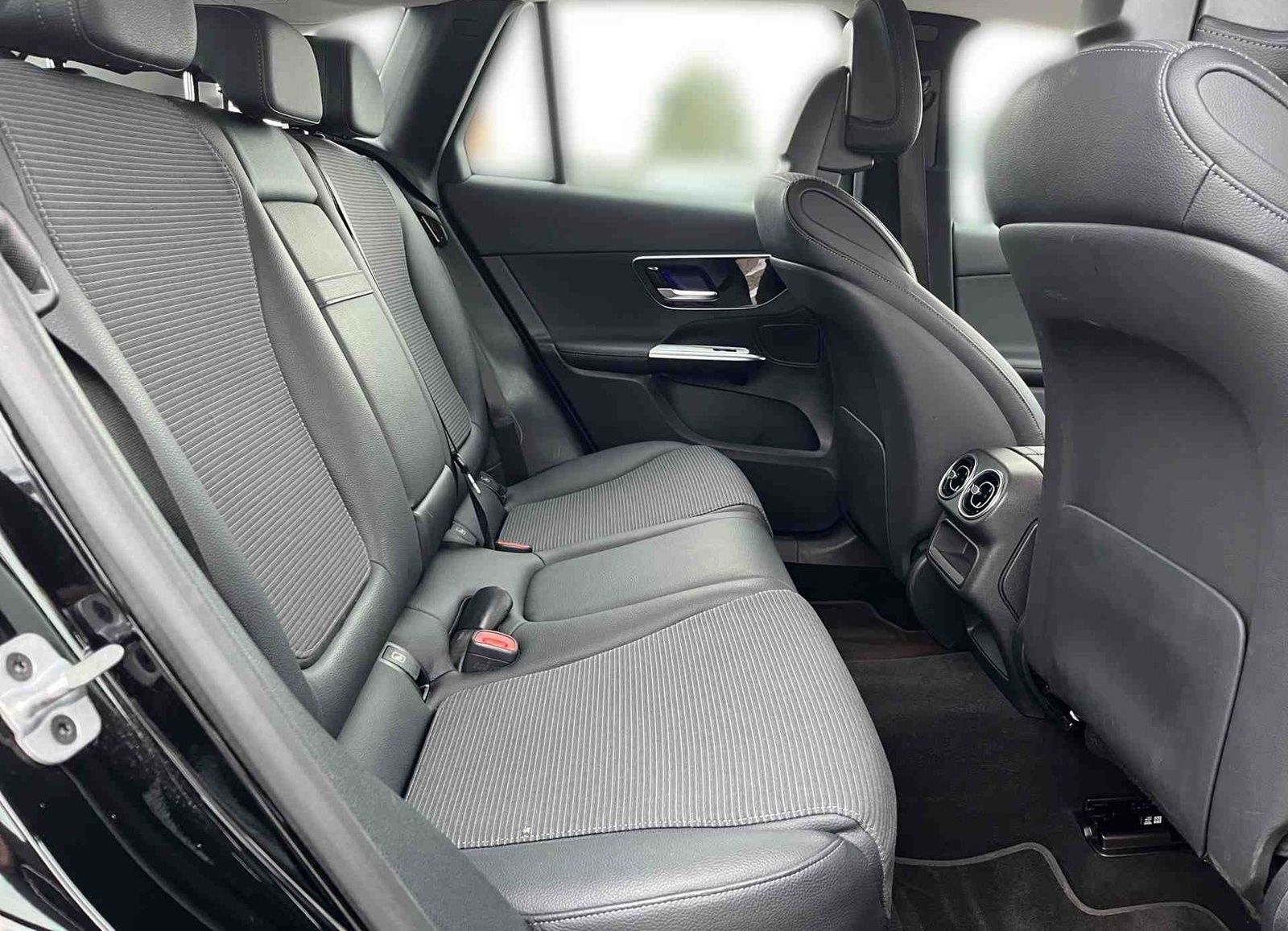 Mercedes-Benz GLC 220 d 4M Avantgarde++DIGITAL+Distr+AHK+Kam foto 12