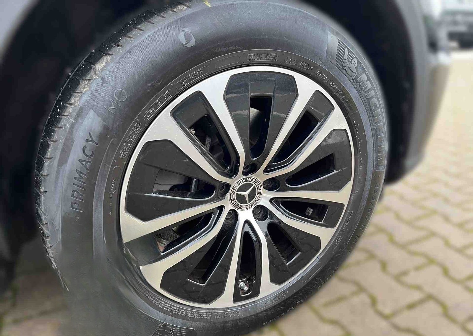 Mercedes-Benz GLC 220 d 4M Avantgarde++DIGITAL+Distr+AHK+Kam foto 7