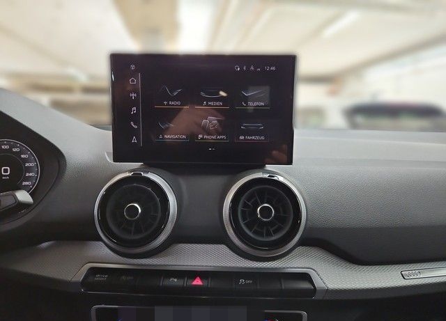 Audi Q2 S line foto 15