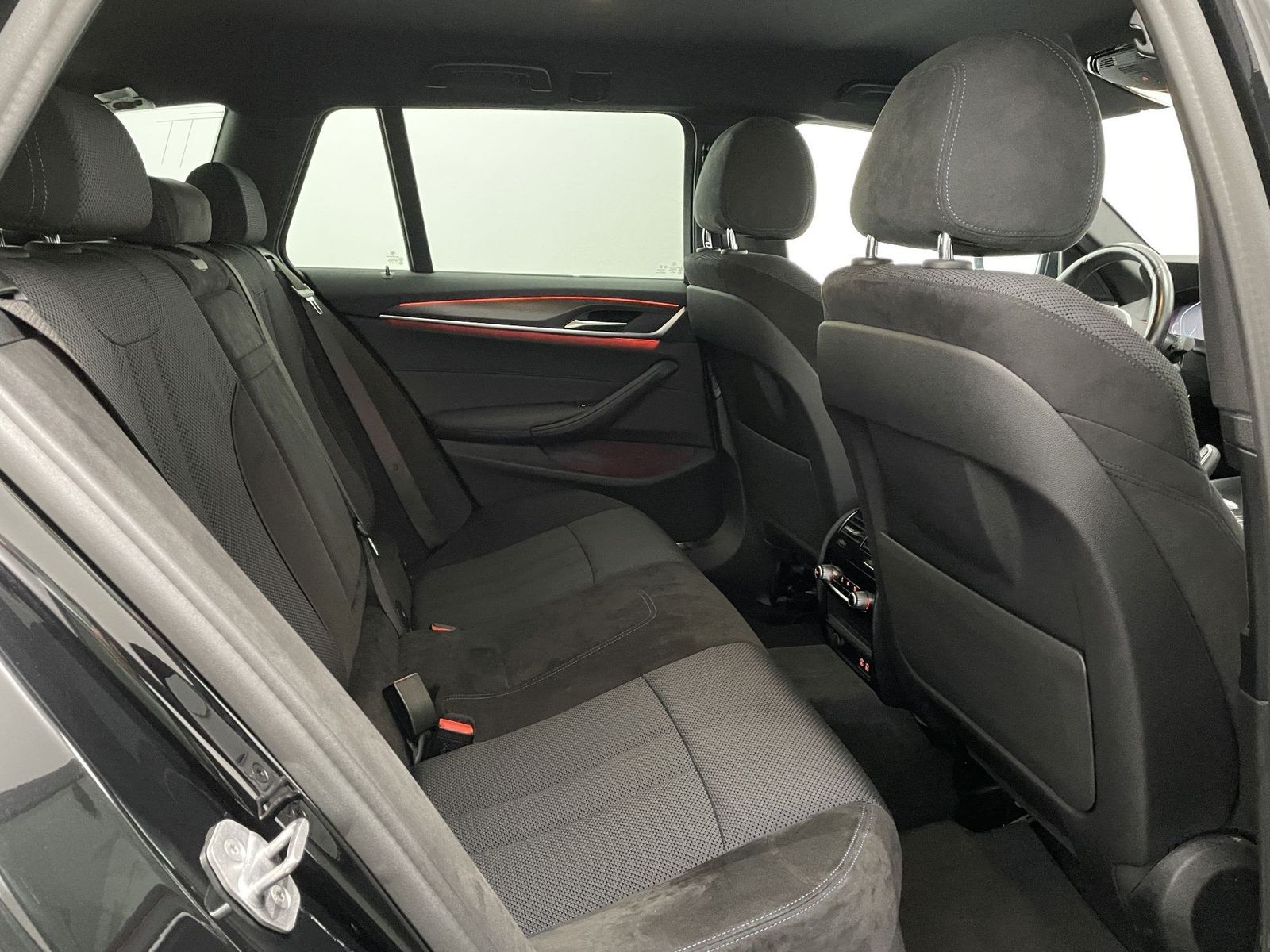 BMW 530e xDrive Touring M Sportpaket LASER RFK HUD N foto 11