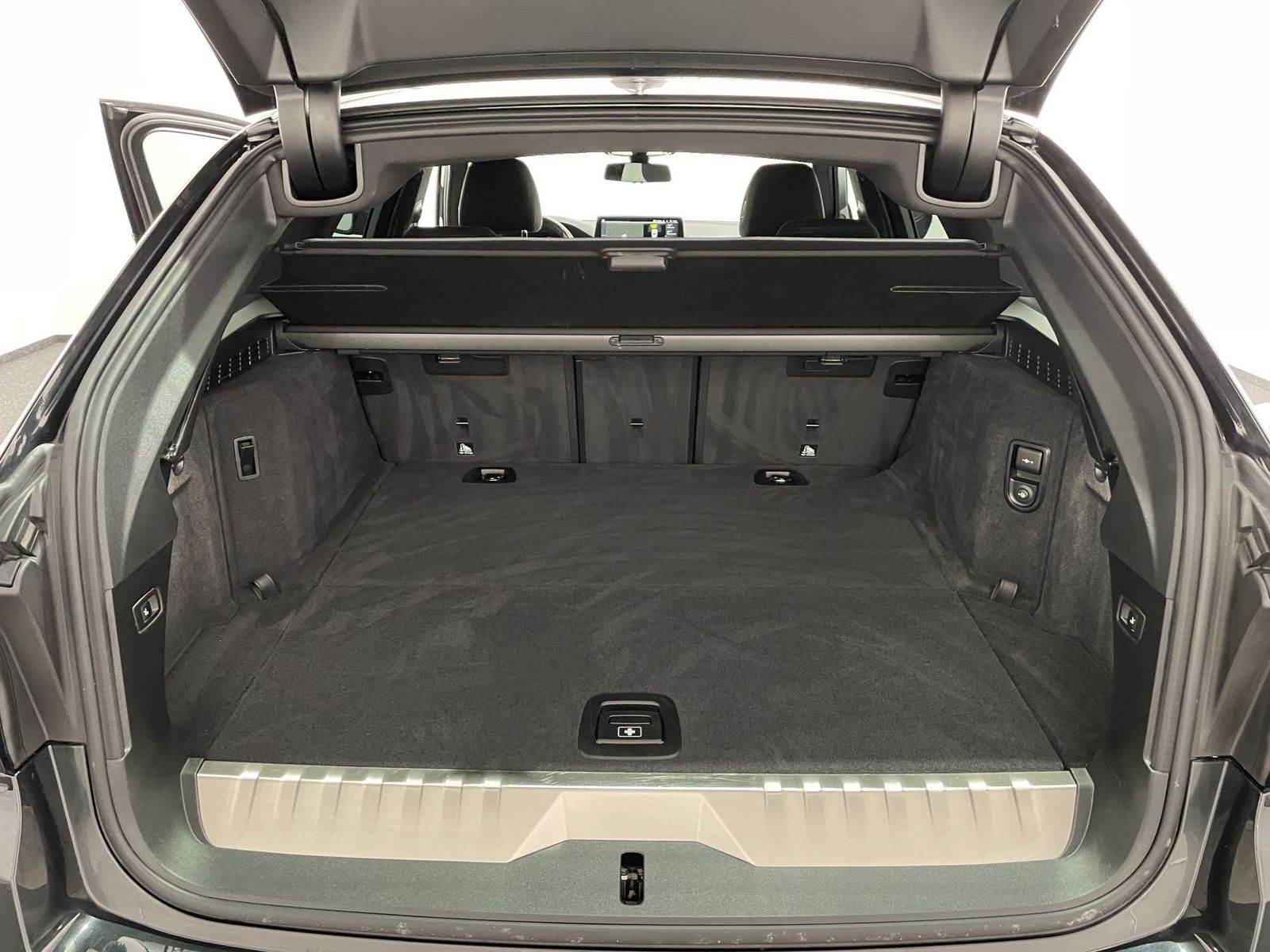 BMW 530e xDrive Touring M Sportpaket LASER RFK HUD N foto 13