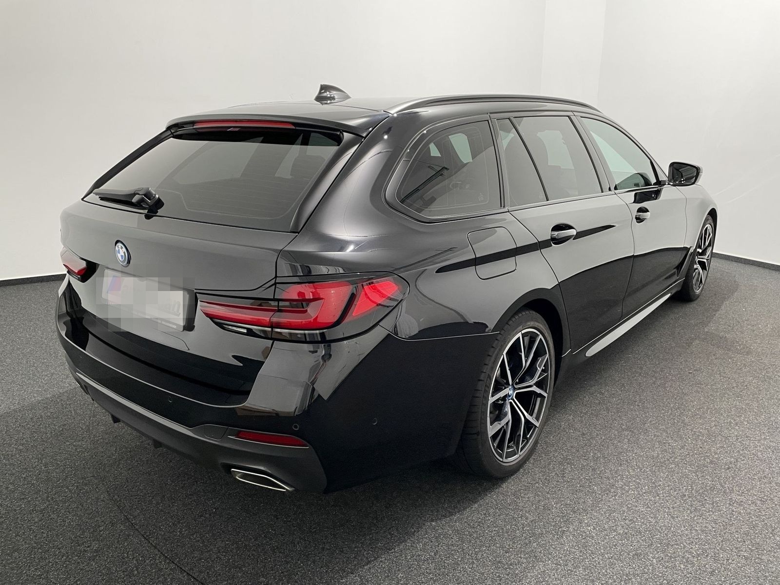 BMW 530e xDrive Touring M Sportpaket LASER RFK HUD N foto 5