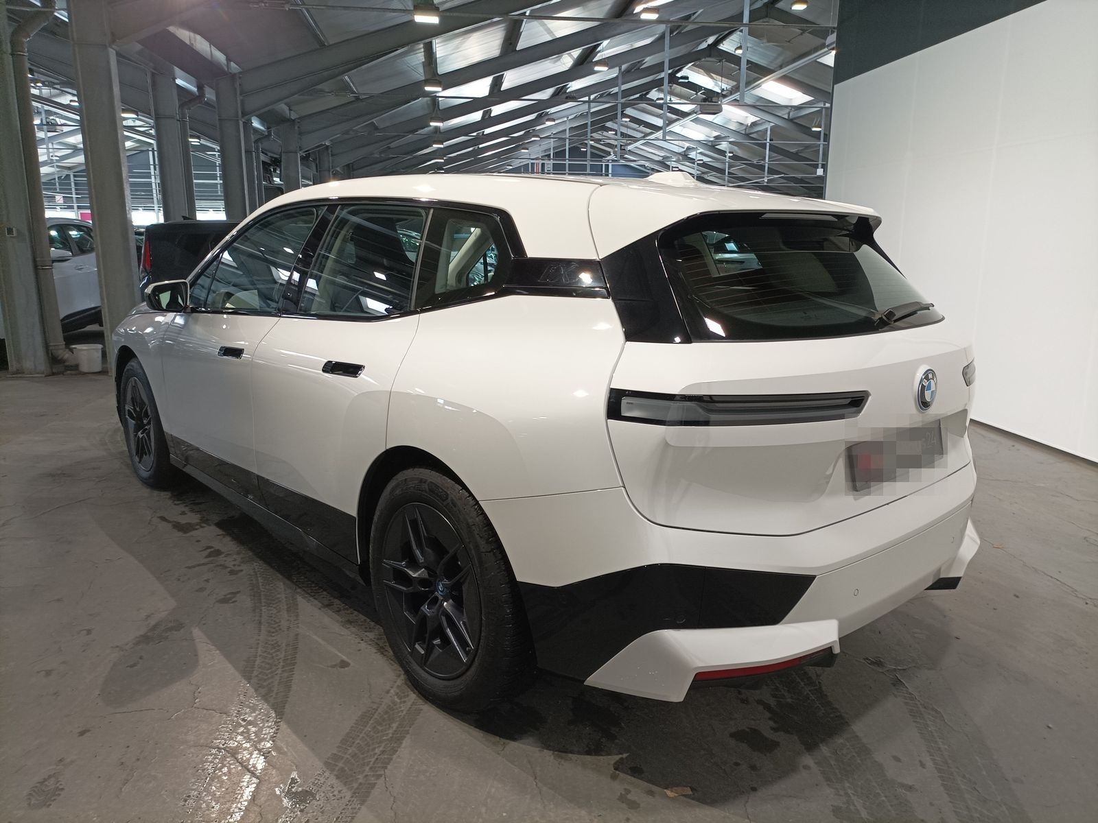 BMW iX xDrive40 Sport 76,6 LED|Navi|Kamera|Ha-Ka foto 4