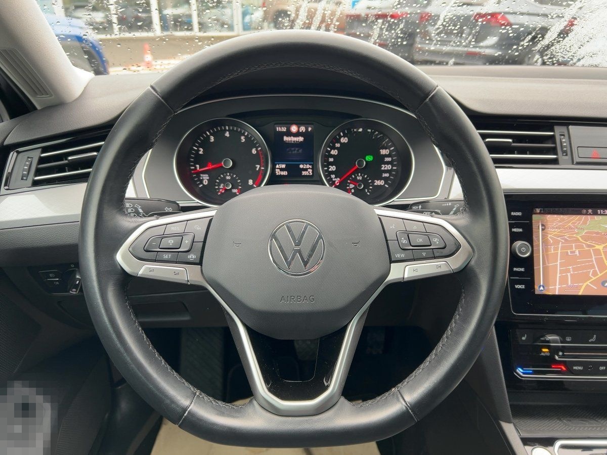 Volkswagen Passat Variant Business 1.5 TSI DSG APP+NAVI+AHK foto 11
