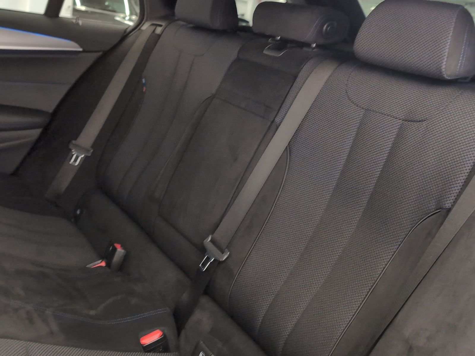 BMW 520e Touring M Sport Navi/Laser/RFK/HuD/ACC/DAB foto 4