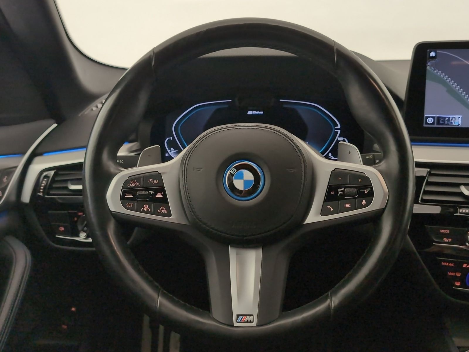 BMW 520e Touring M Sport Navi/Laser/RFK/HuD/ACC/DAB foto 5