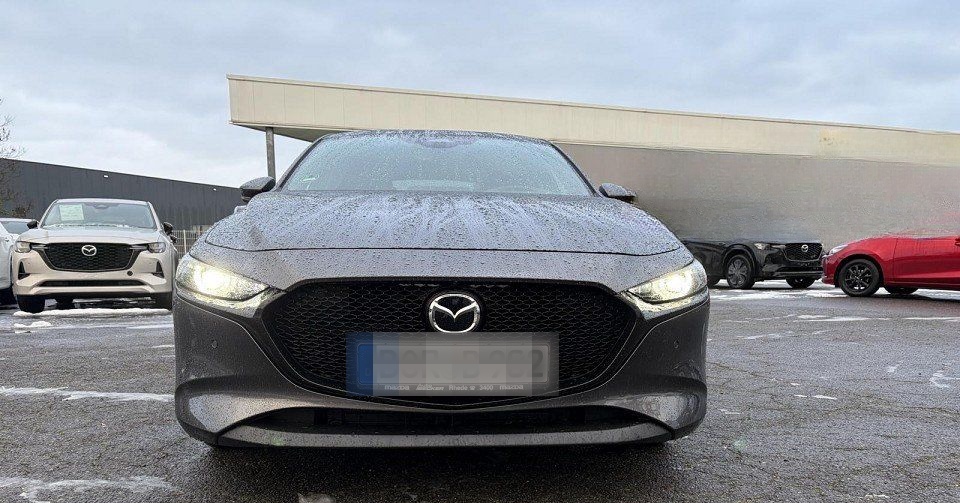 Mazda 3 | VFW | Exclusive-Line | Design-Paket | BOSE foto 3