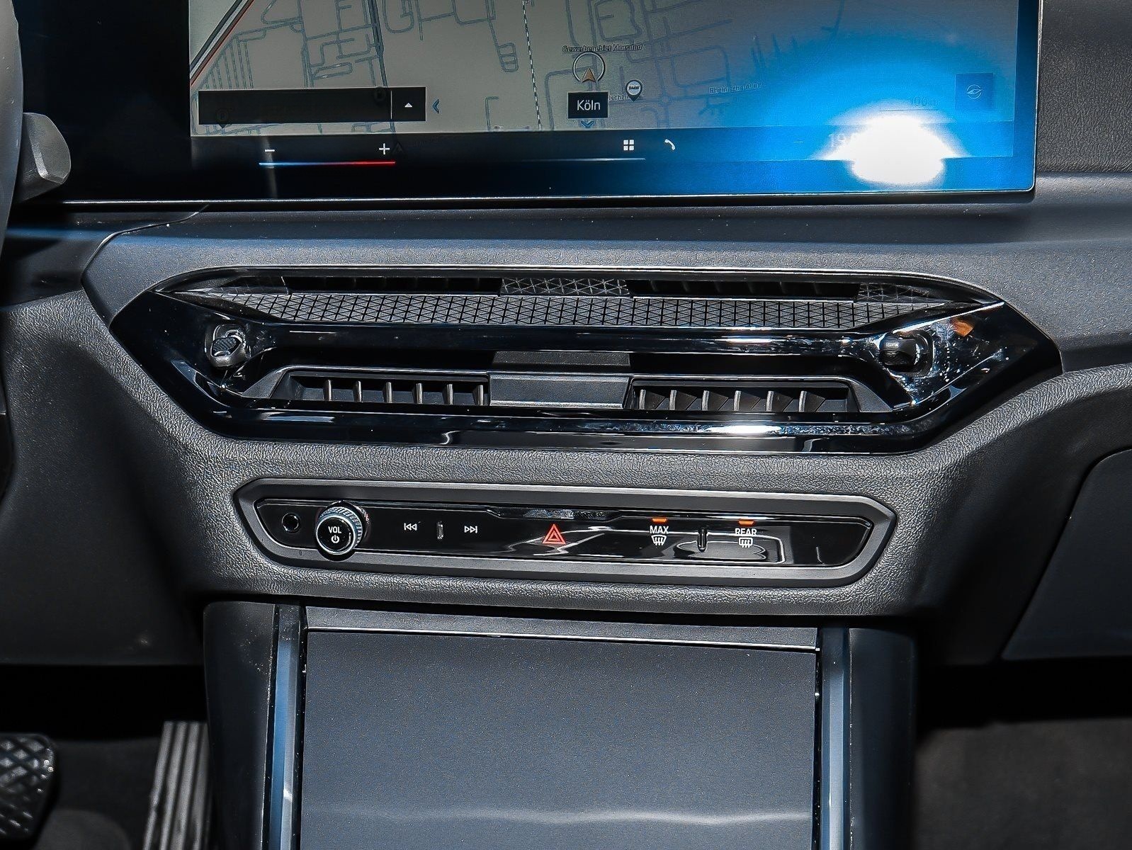 BMW 420i Gran Coupé HUD 360°KAM RFK NAVI LED DAB LM foto 13