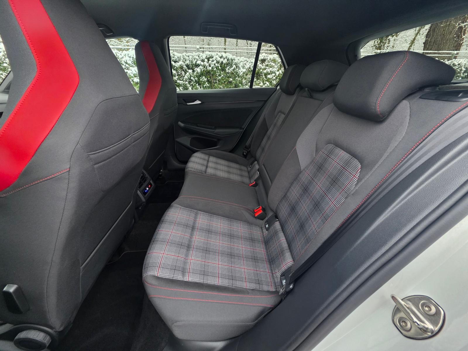 Volkswagen Golf GTI 2.0 TSI DSG*NAVI*ACC*uvm. foto 13