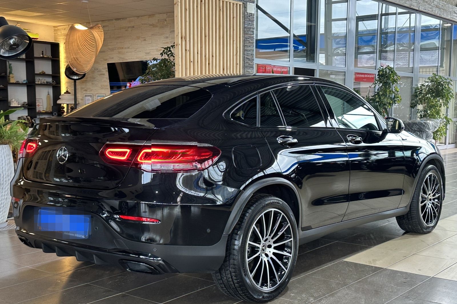 Mercedes-Benz GLC 200 4W*AMG-LineSport+*Night*LED*Distr.+*Navi foto 8