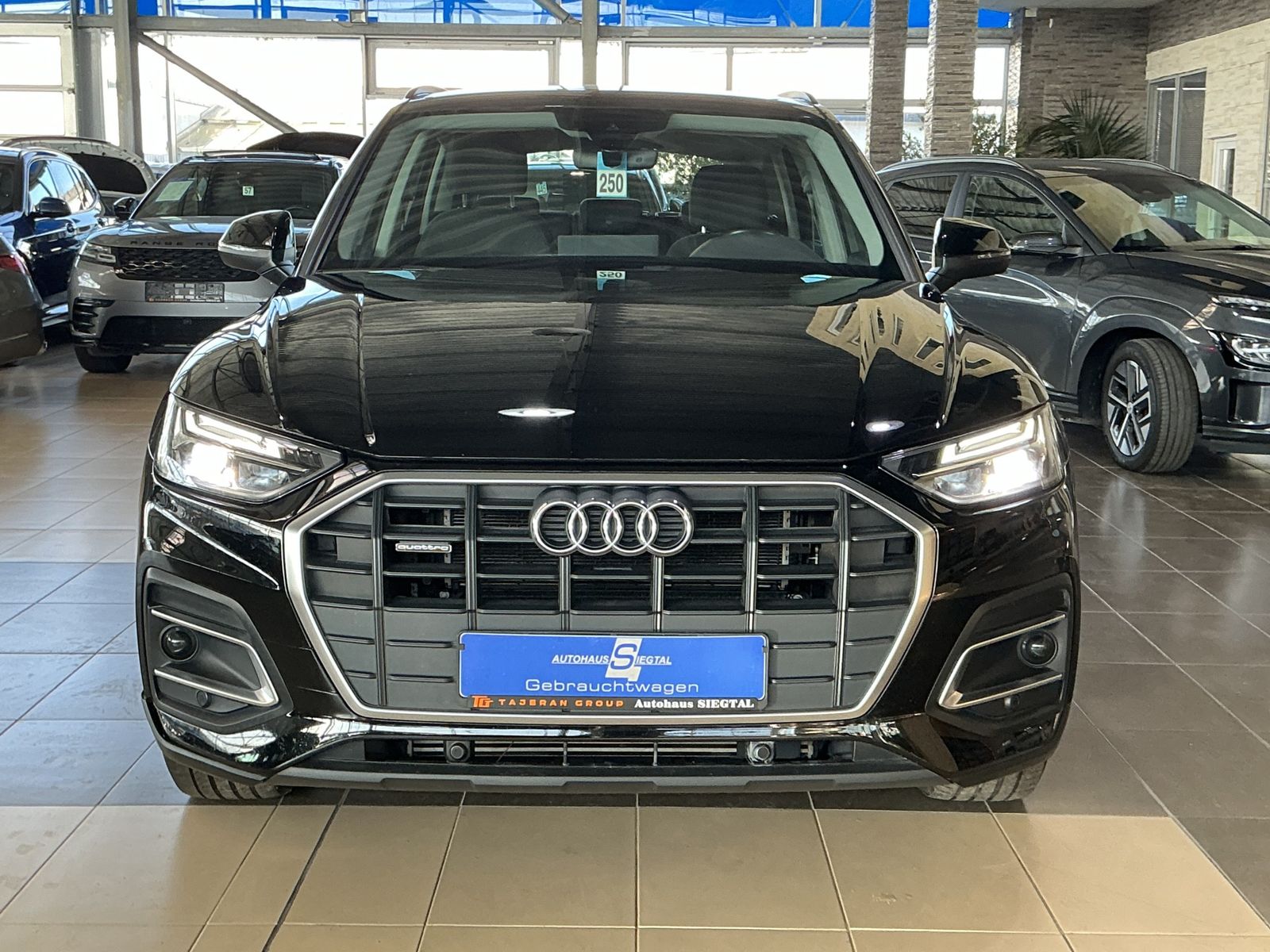 Audi Q5 50 TFSI e quattro AHK LED SHZ Sound-System foto 2