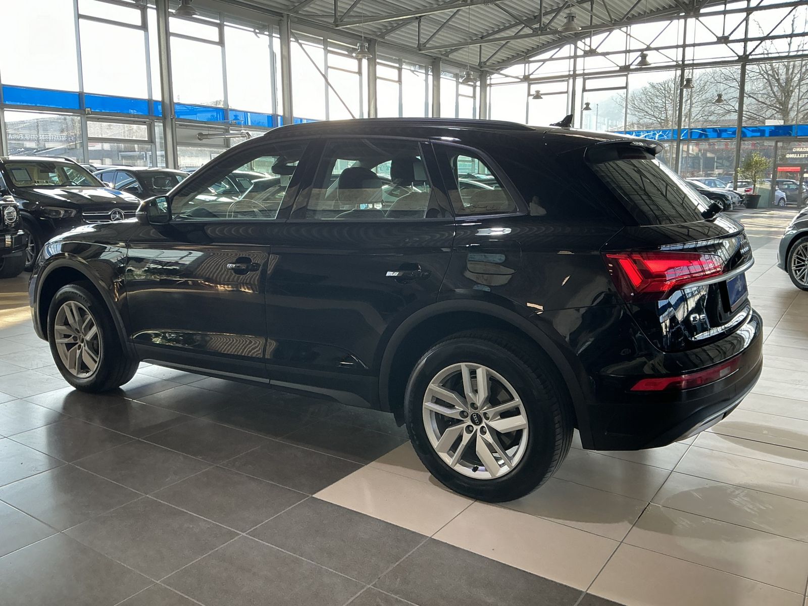 Audi Q5 50 TFSI e quattro AHK LED SHZ Sound-System foto 4