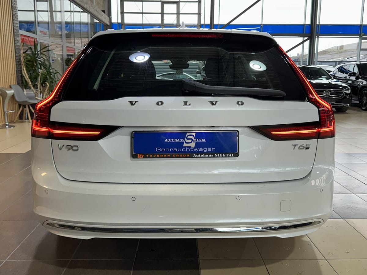 Volvo V90 Core Recharge Hybrid AWD Harman Kardon Leder foto 5