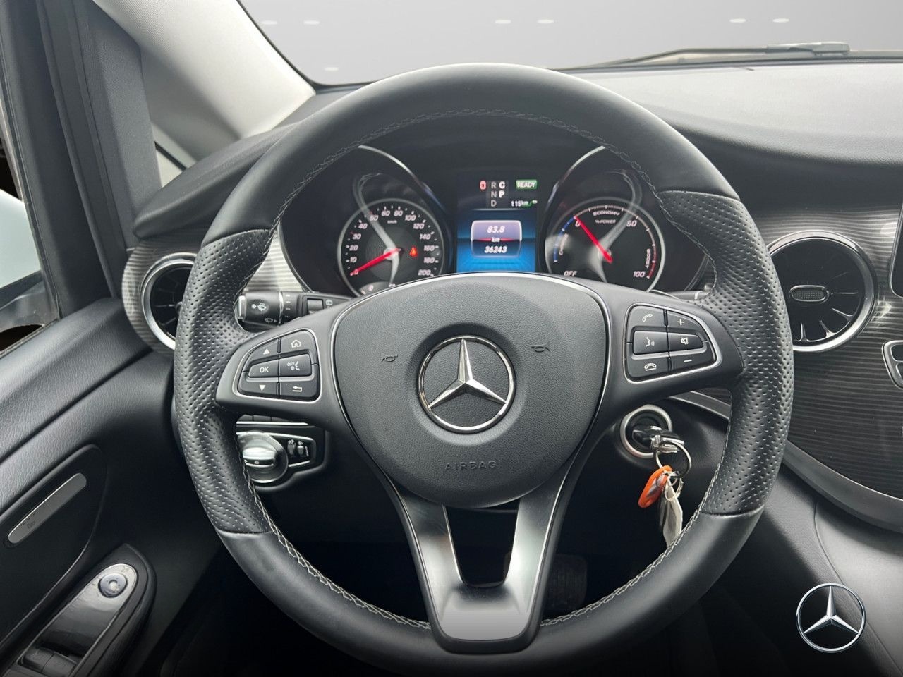 Mercedes-Benz EQV 300 L2, 6-Sitzer, MBUX, Kamera, Distronic foto 13