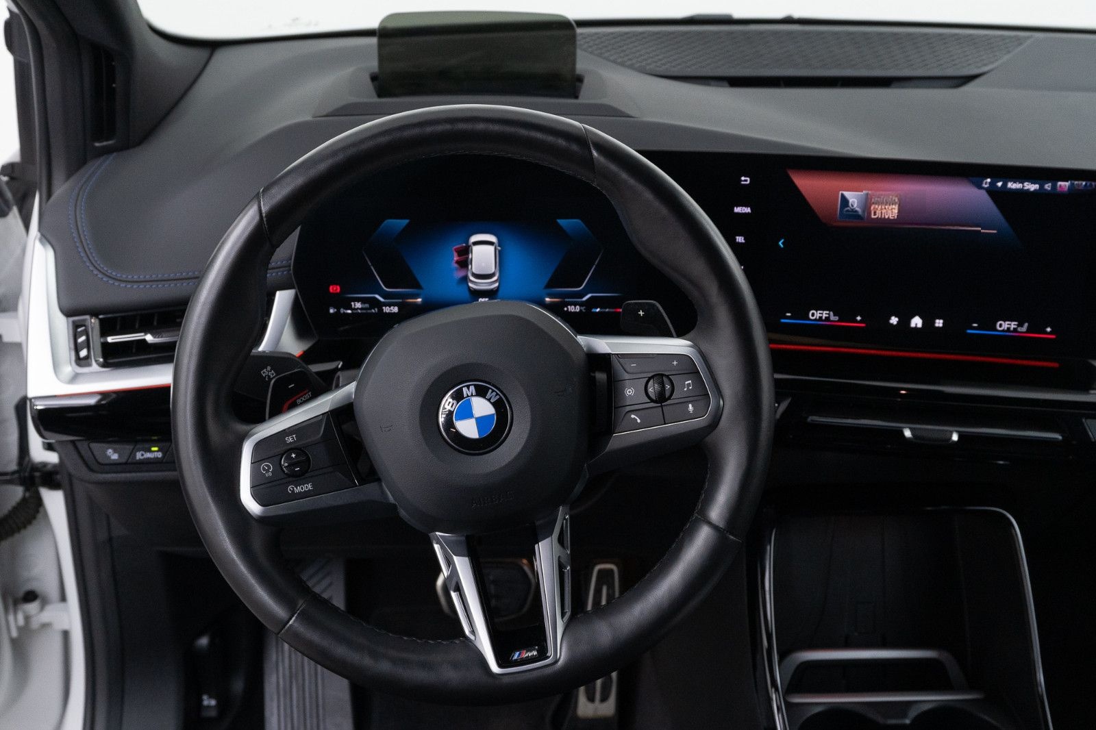BMW 220 i Active Tourer M Sport foto 13