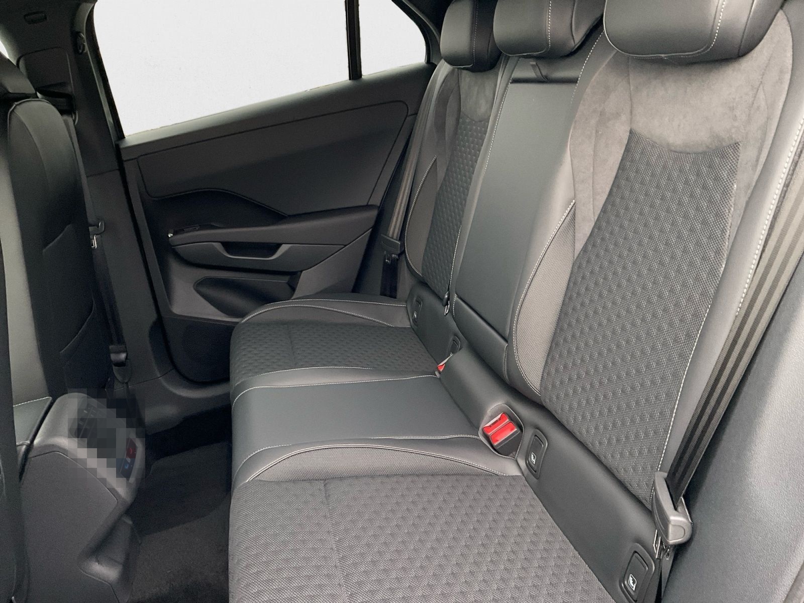 Volkswagen T-Roc R-Line 1.5 eTSI DSG AHK Kamera Navi ACC Ke foto 13