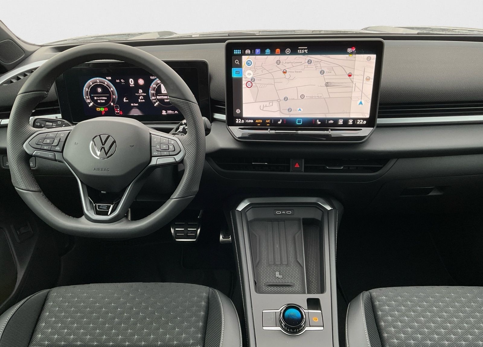 Volkswagen T-Roc R-Line 1.5 eTSI DSG AHK Kamera Navi ACC Ke foto 10