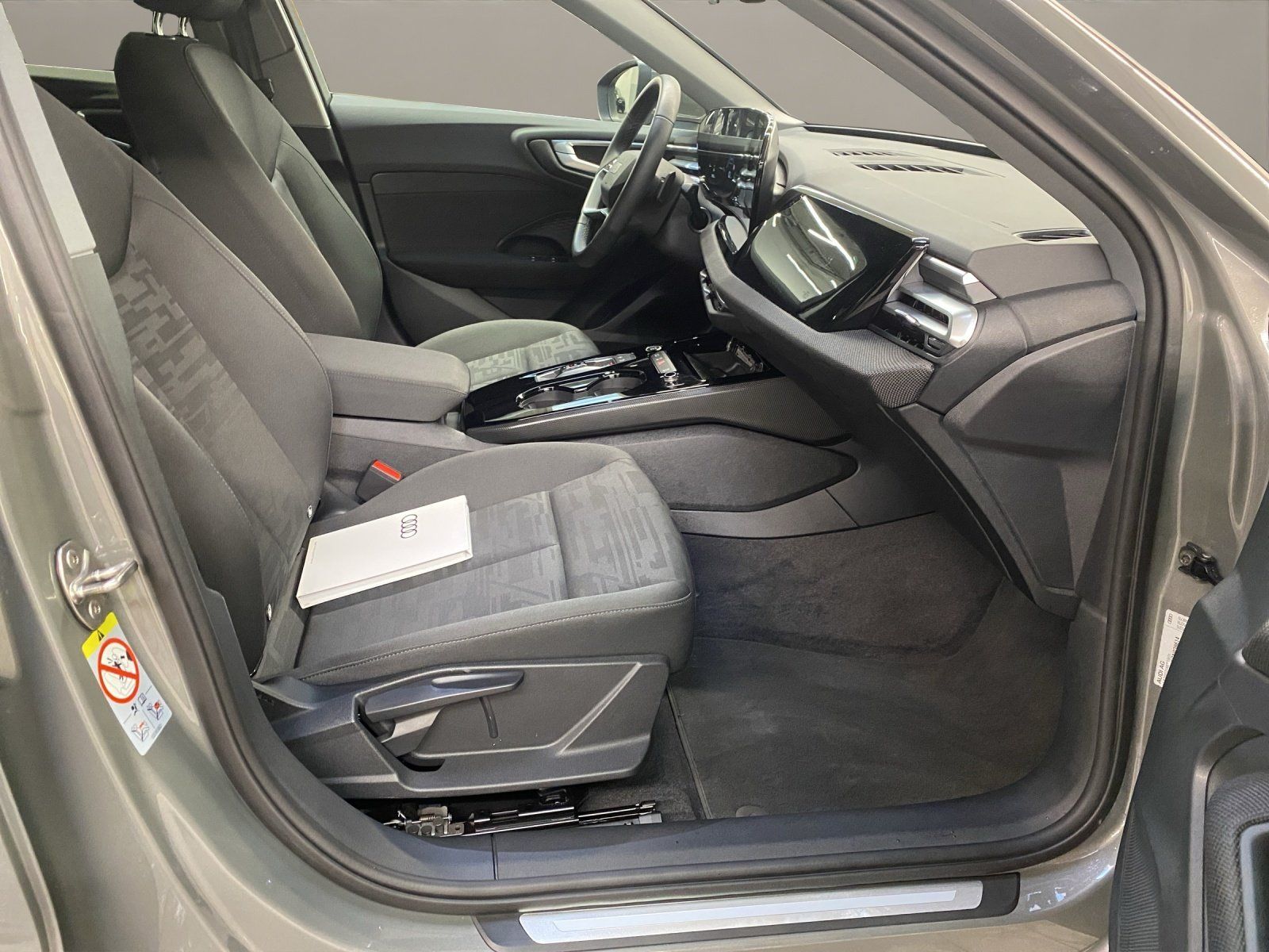 Audi A5 2.0 Limousine TFSI W S-line ACC AHK AUT Kam. foto 18