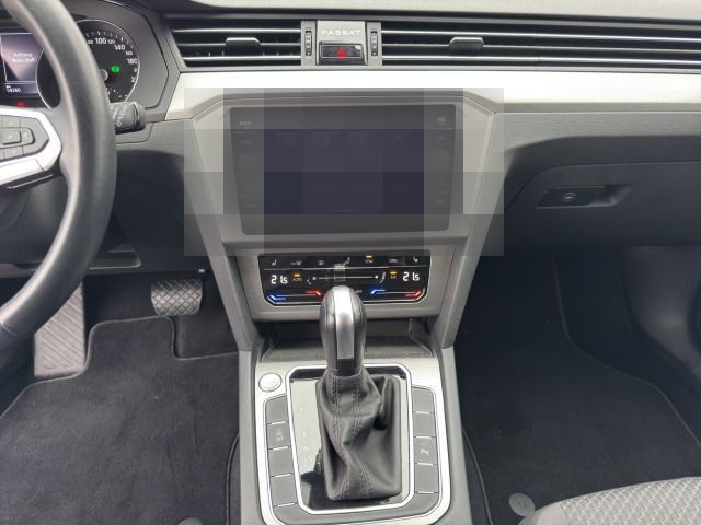 Volkswagen Passat Variant 1.5 TSI DSG NAVI+LED+KAMERA foto 12