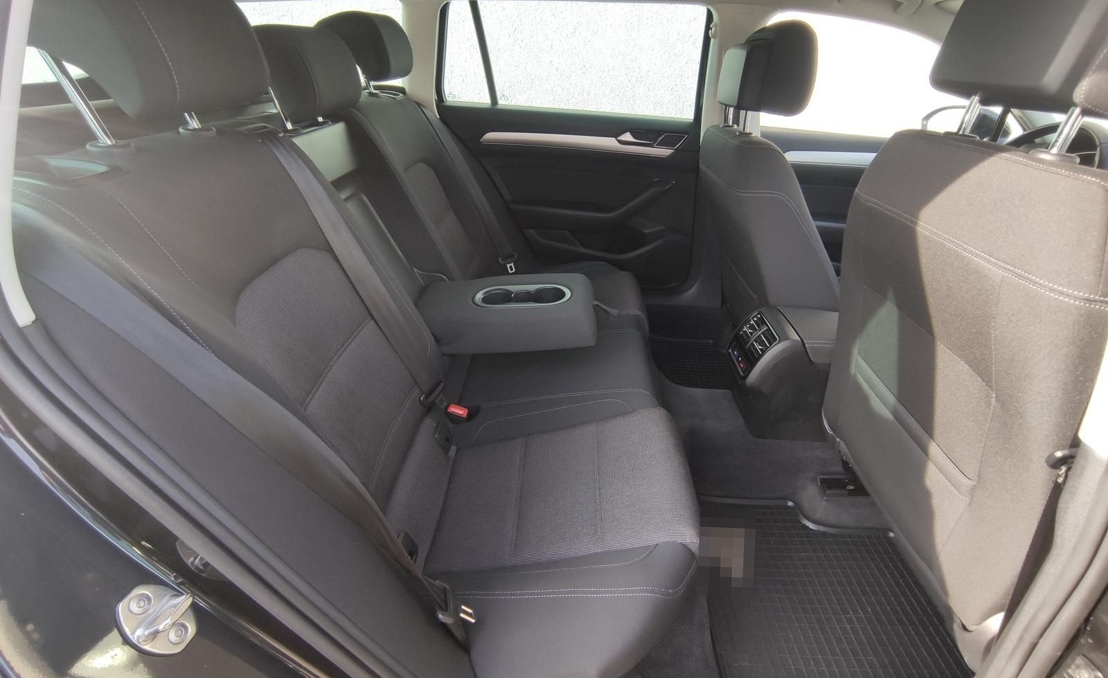 Volkswagen Passat Var. Comfortline2.0 TDI+190Ps+DSG+LED+RFK foto 12