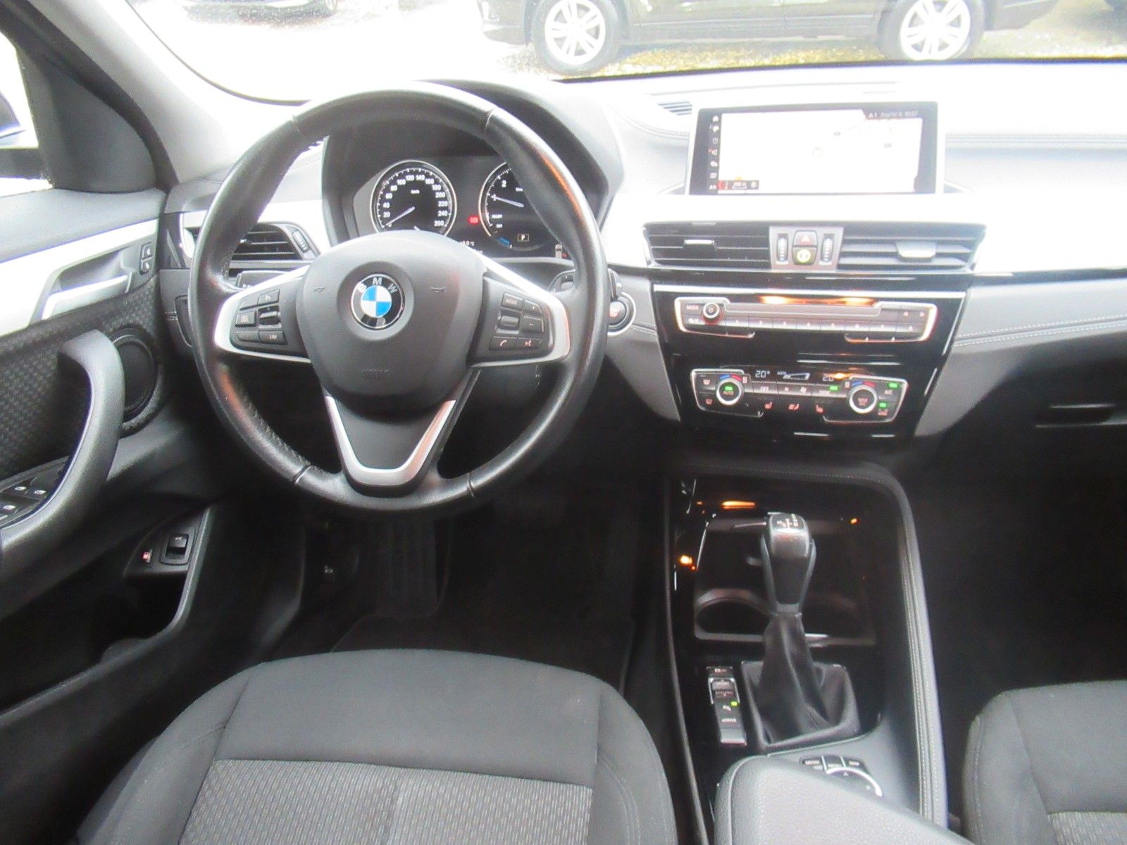 BMW X2 xDrive 25 e Advantage-NAVI-LED-PDC-SHZ-1.HAND foto 21