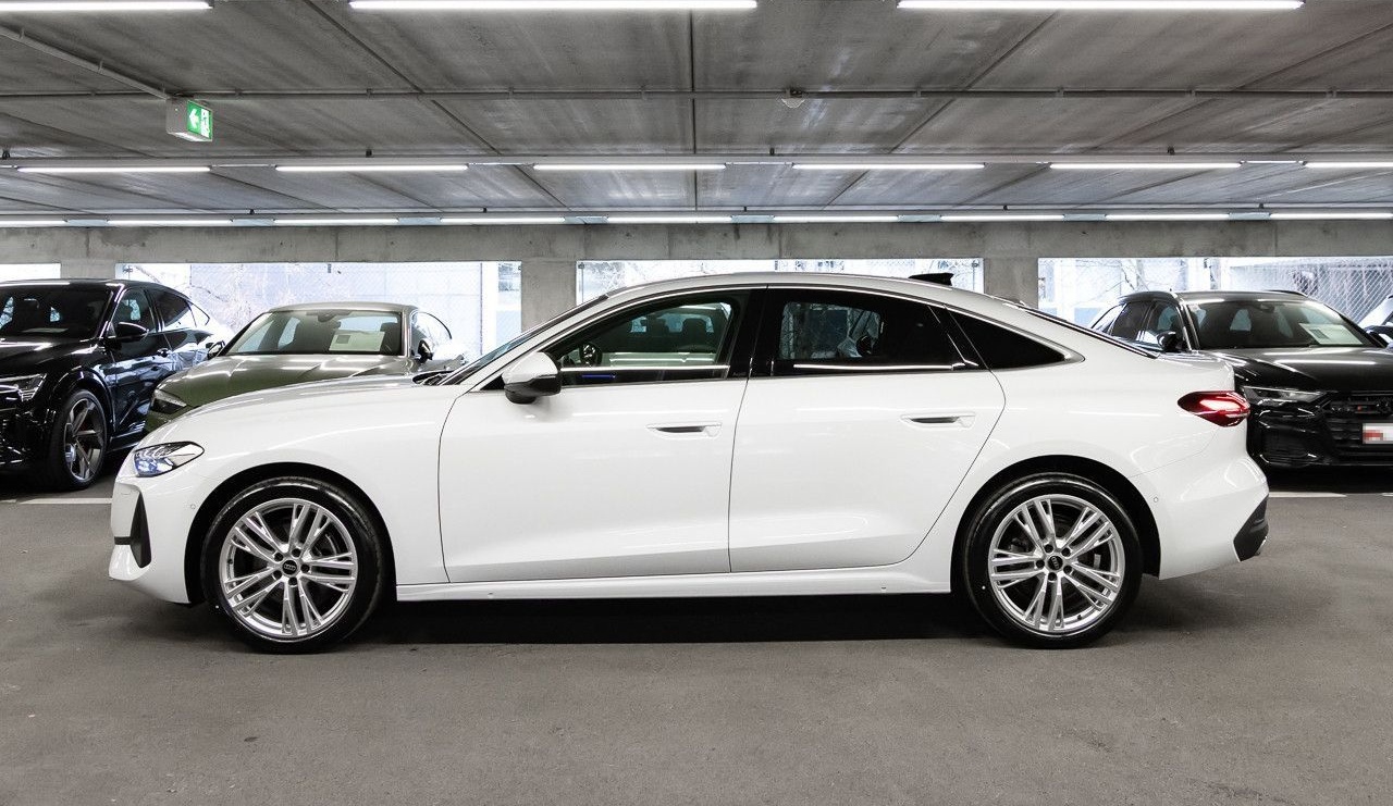 Audi A5 Limousine TFSI quattro 150kW s tronic foto 4