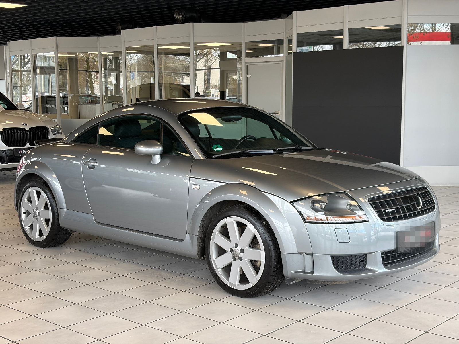 Audi TT Coupe 3.2 quattro · Automatik · Tempomat · foto 2