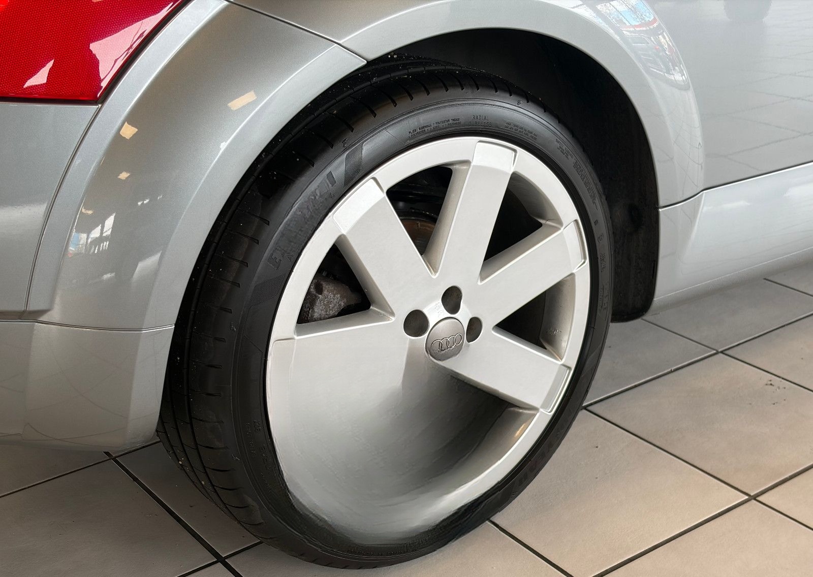 Audi TT Coupe 3.2 quattro · Automatik · Tempomat · foto 16