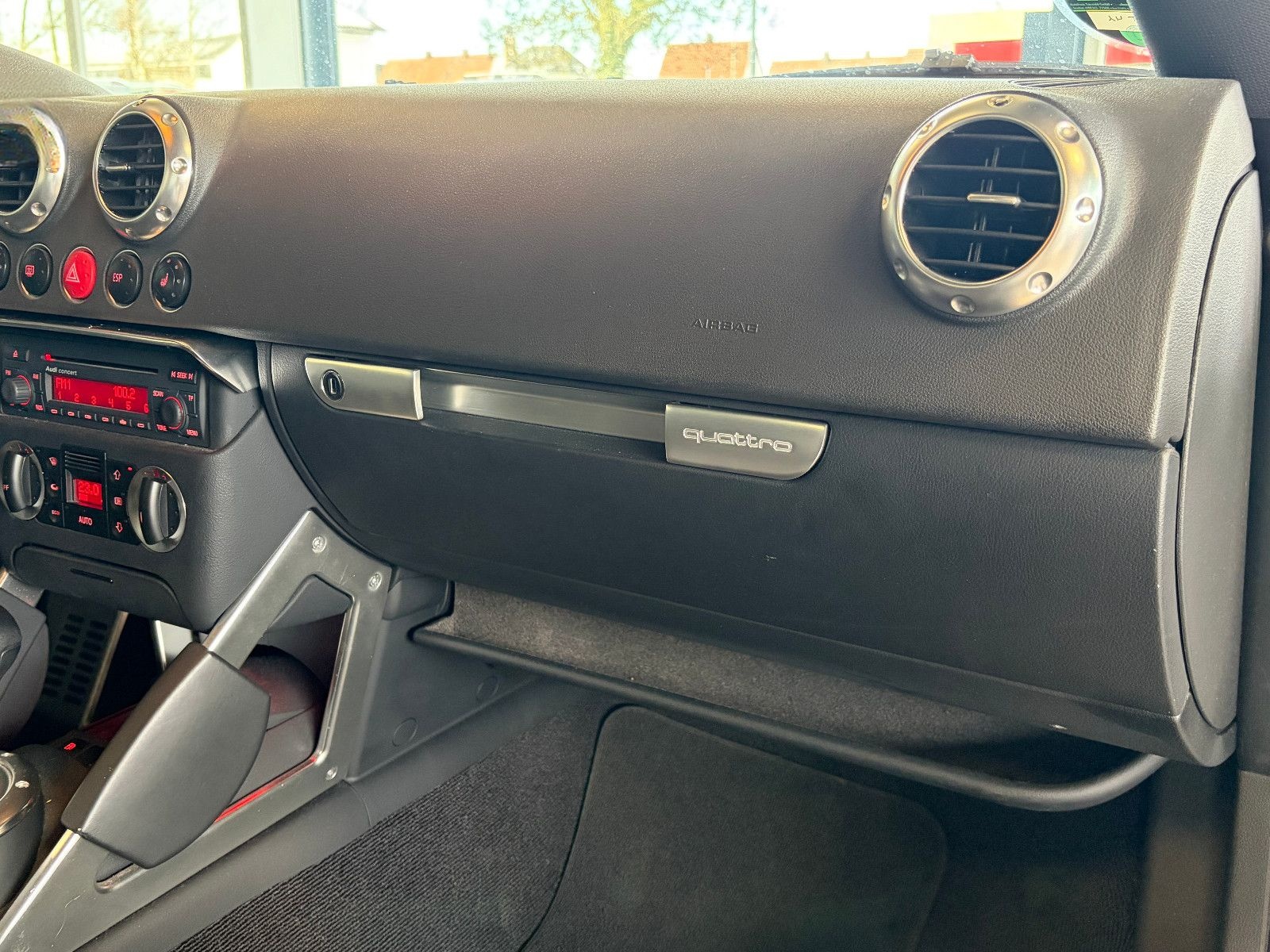 Audi TT Coupe 3.2 quattro · Automatik · Tempomat · foto 22